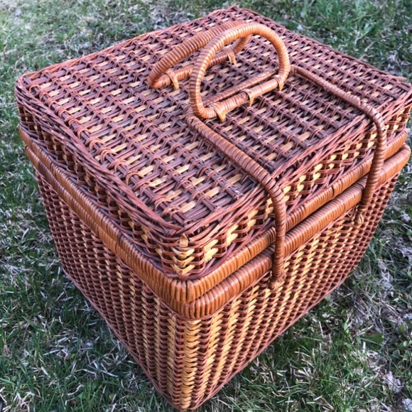 Meet your Posher, Sharon🙋🏻‍♀️ - Picture 5 of 16